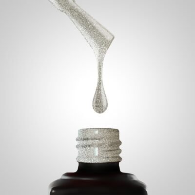 585 Frozen Snow gelpolish