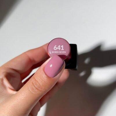 641 Bordi Seven Gel Polish